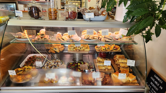 Love Rosie Bakery - Hospitality and gastronomy