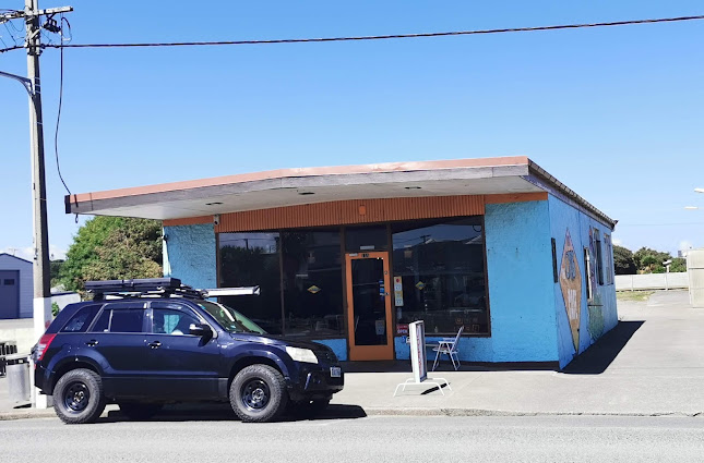 Comentarii opinii despre The Crib Cafe