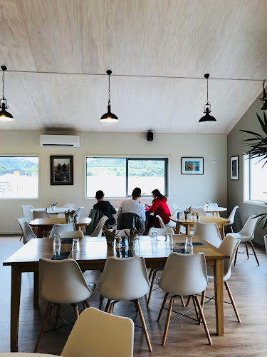 Opinii despre Country Taste Cafe în Queensberry - Hospitality and gastronomy