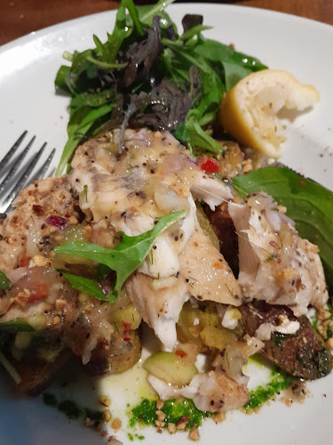 Comentarii opinii despre Raupo Cafe, Restaurant & Traiteur