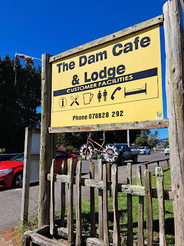 Reviews of The Dam Village Bakery Cafe in Whakamaru - Hospitality and gastronomy