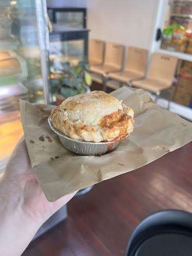 Dozena Bakery - Hospitality and gastronomy