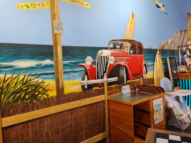 Breakers Napier - Hospitality and gastronomy