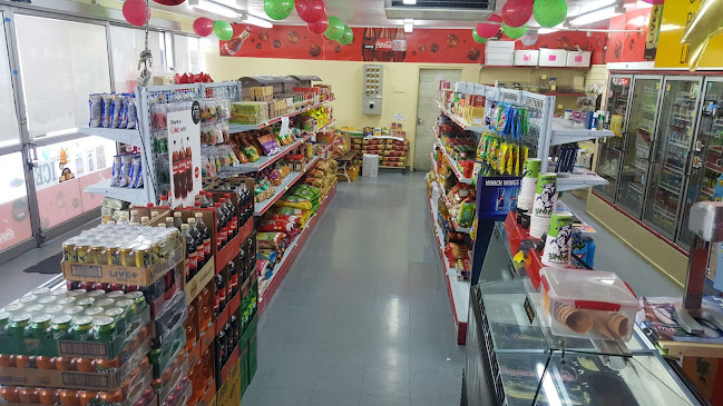 Onekawa Food Store / indian Takeaway