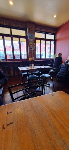 Cafe Berne - Pukekohe