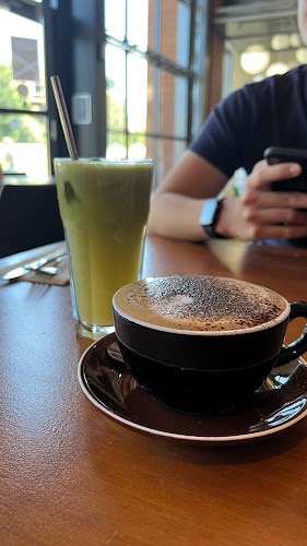 Reviews of Hustl. Cafe in Queenstown - Hospitality and gastronomy