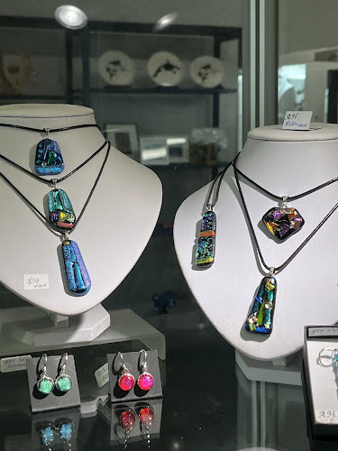 CRE8 RATHBONE - (Quarry Co-op Shop)