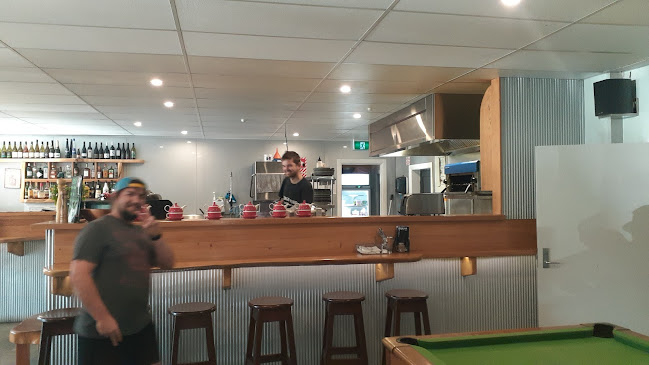 Comments and reviews of Leigh Bar and Eatery