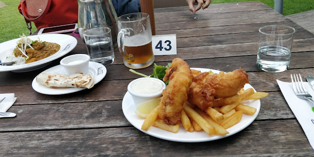 Off The Track Restaurant and Licenced Cafe - Havelock North