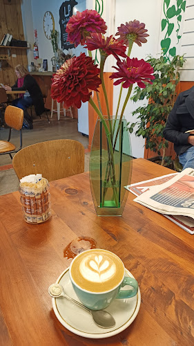 Demi Coffee - Hospitality and gastronomy