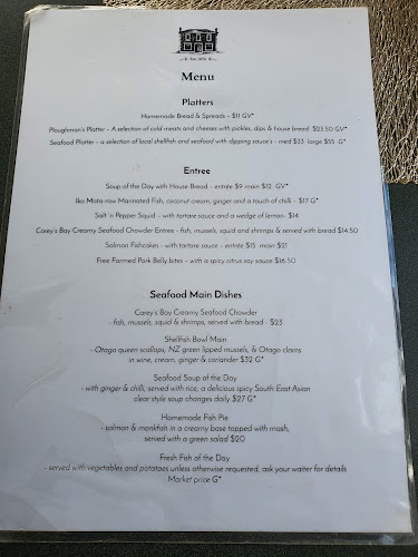 17 Macandrew Rd, Careys Bay, Dunedin 9001, New Zealand