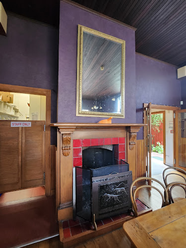 Angel Louise Cafe - Hospitality and gastronomy