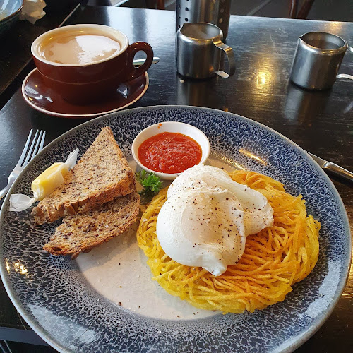 Sierra Café Lincoln Road - Hospitality and gastronomy