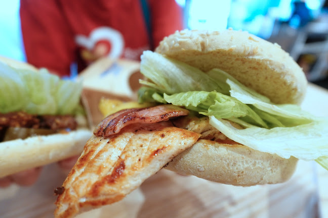 BurgerFuel Glenfield Phone number