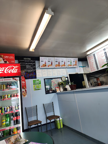 Opinii despre May's Takeaways în Upper Hutt - Hospitality and gastronomy