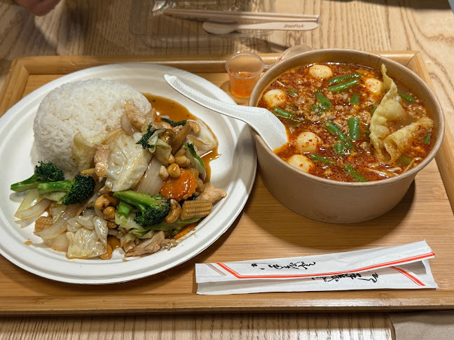 Comentarii opinii despre Bronze Elephant Thai