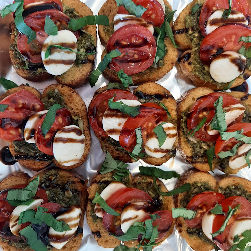 Comentarii opinii despre Graze with Heidi's Kitchen