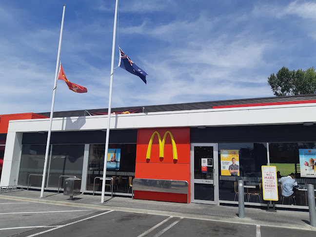 McDonald's Paeroa - Hospitality and gastronomy