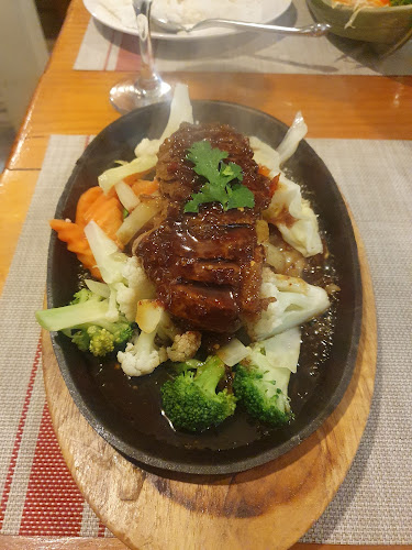 Comments and reviews of Tasty Thai Restaurant & Takeaways