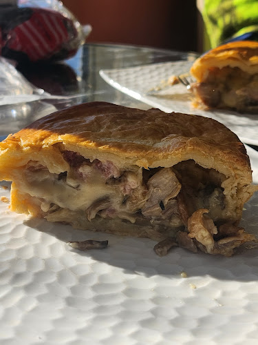 Opinii despre Patrick’s Pies Goldstar Bakery Tauranga în Tauranga - Hospitality and gastronomy