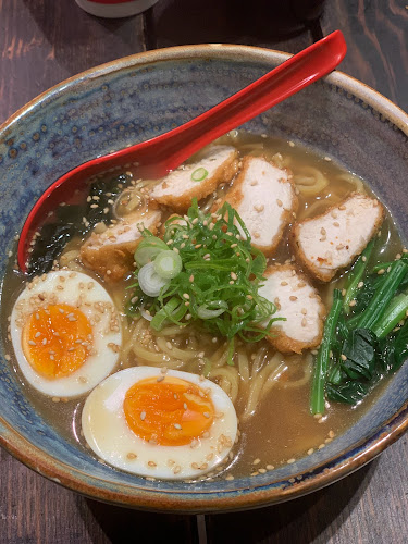 Yoshi Sushi & Bento (Press Hall)