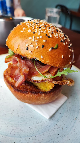 Comentarii opinii despre The Larder