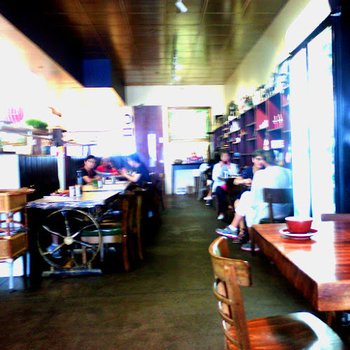 Euro Deli Open Times