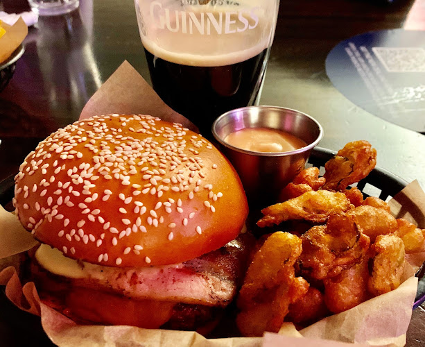 Jack Hackett's Irish Pub - Hospitality and gastronomy