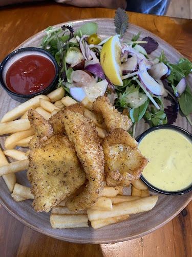 Beach Cafe Maraetai - Hospitality and gastronomy