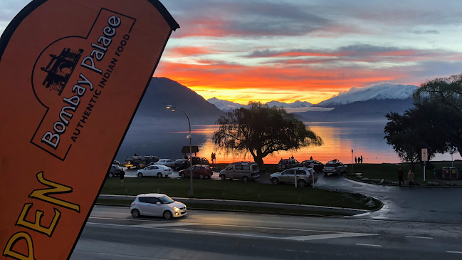 Bombay Palace Wanaka - Hospitality and gastronomy