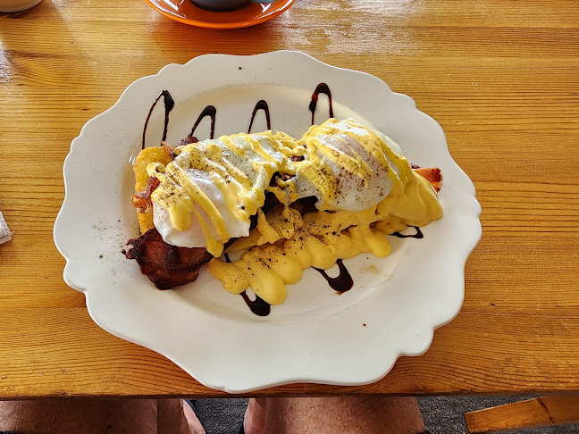 Comentarii opinii despre Coach Cafe Raetihi