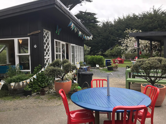 Bus Stop - Hospitality and gastronomy