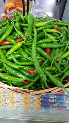 Comentarii opinii despre Onekawa Food Store / indian Takeaway