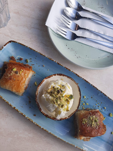 Comentarii opinii despre Mediterranean Kitchen