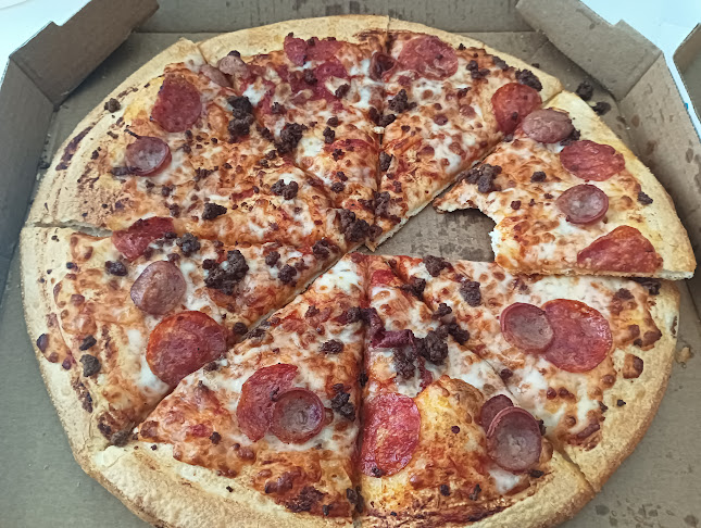 Opinii despre Domino's Pizza Nawton în Hamilton - Hospitality and gastronomy