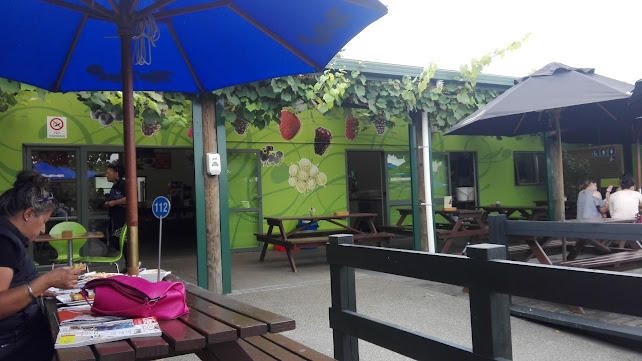 Julians Berry Farm and Café Phone number