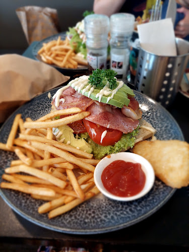 Sierra Café Lincoln Road Phone number