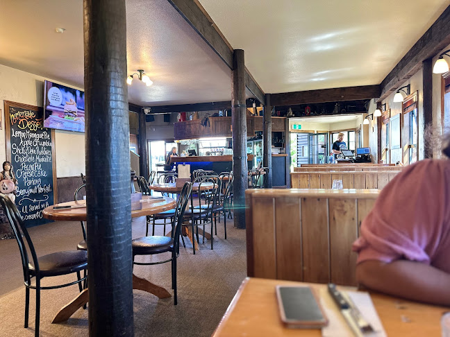 111 Town Centre, Te Anau 9600, New Zealand