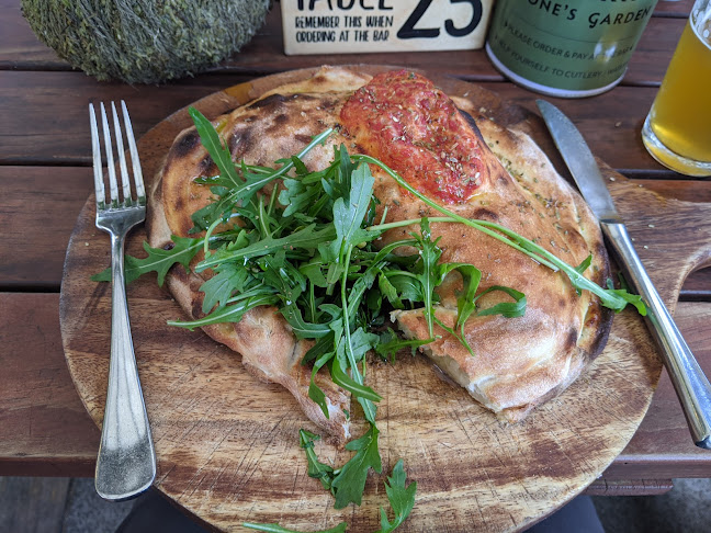 Hone's Garden - Russell