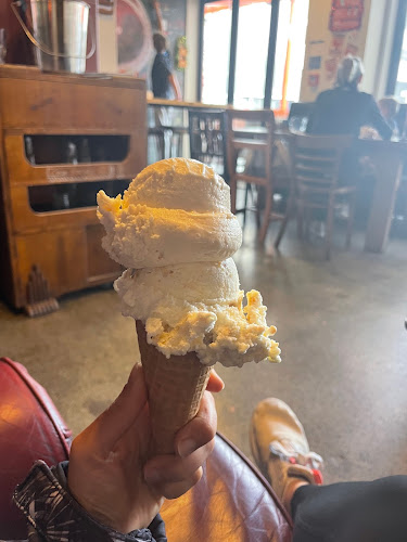 Comentarii opinii despre Rollickin Gelato Café (Cashel Street)