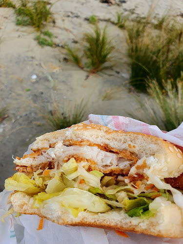 92 Lyall Parade, Lyall Bay, Wellington 6022, New Zealand