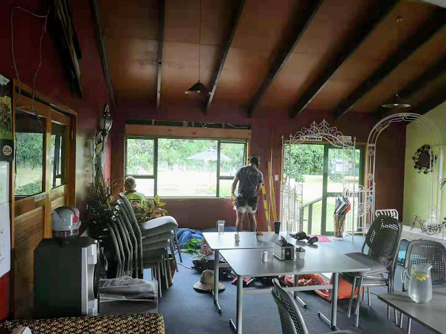 Karapiro Cafe & bakery - Cambridge