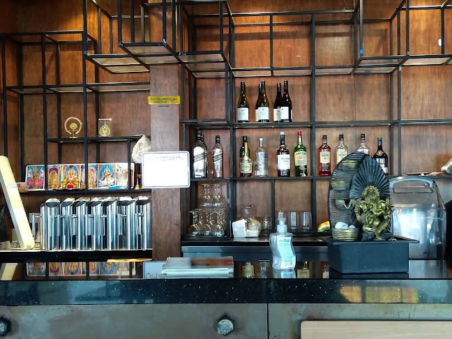 Saravanaa Bhavan - Hospitality and gastronomy