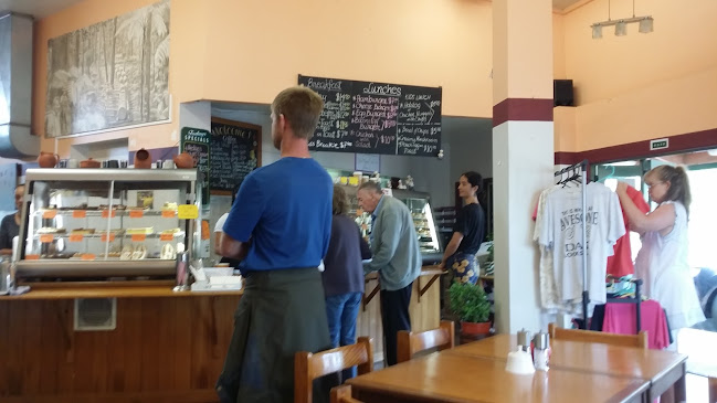 Big River Cafe - Hospitality and gastronomy