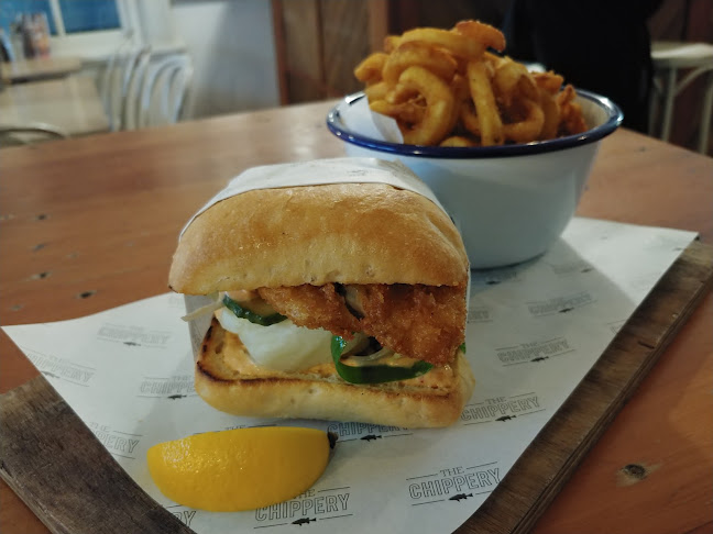 Comments and reviews of Thorndon Chippery