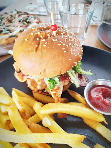 The Lookout Bar and Kitchen - Hamilton