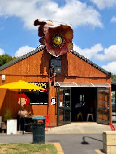 Poppys Cafe - Hospitality and gastronomy