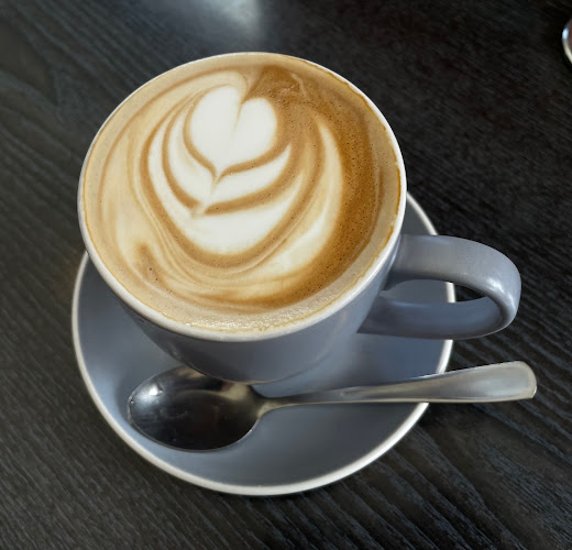 Opinii despre The Coffee Club The Base în Hamilton - Hospitality and gastronomy