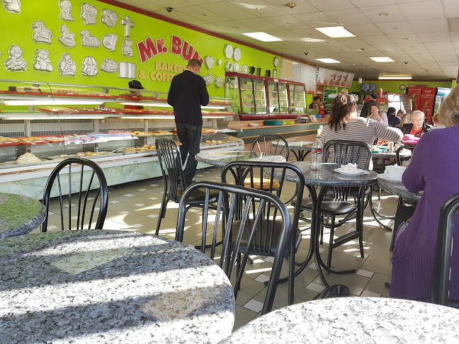 Opinii despre Mr Bun Bakery & Coffee Shop în Lower Hutt - Hospitality and gastronomy