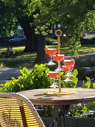 Kong - Hospitality and gastronomy